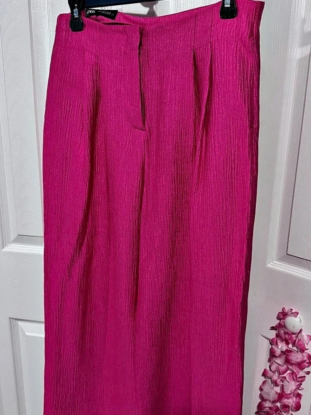Zara Pleated Maxi Skirt in Pink Size Small Like New
